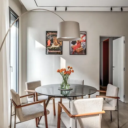 Apartment Seety Duomo Milan